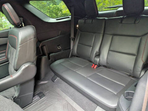 2024 Ford Explorer ST-Line