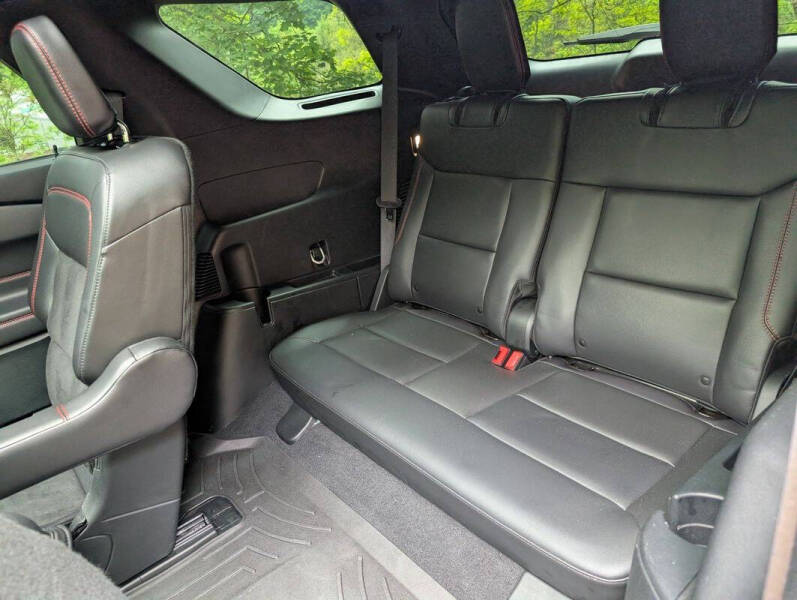 2024 Ford Explorer ST-Line