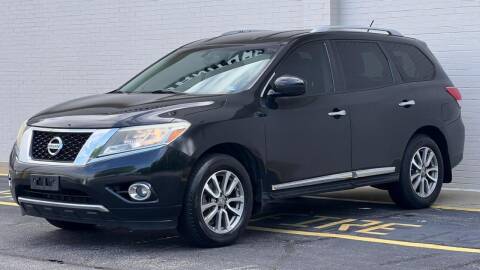 2013 Nissan Pathfinder for sale at Carland Auto Sales INC. in Portsmouth VA