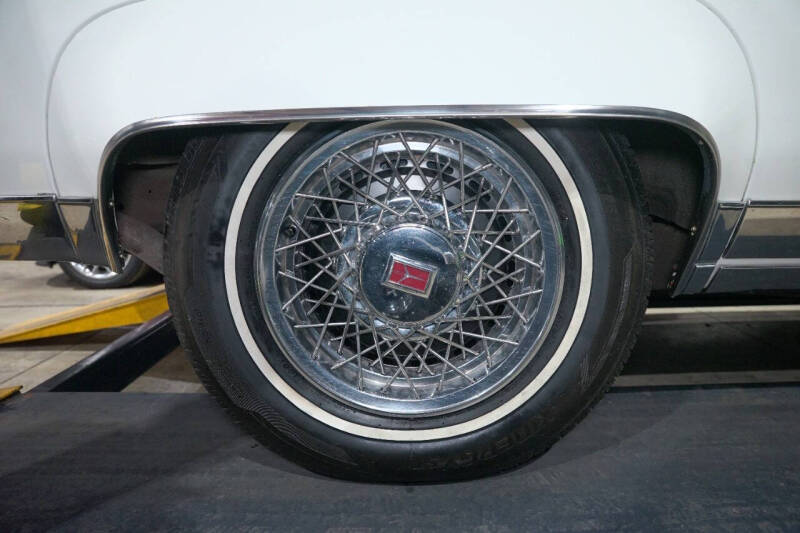 1983 Oldsmobile Ninety-Eight Regency