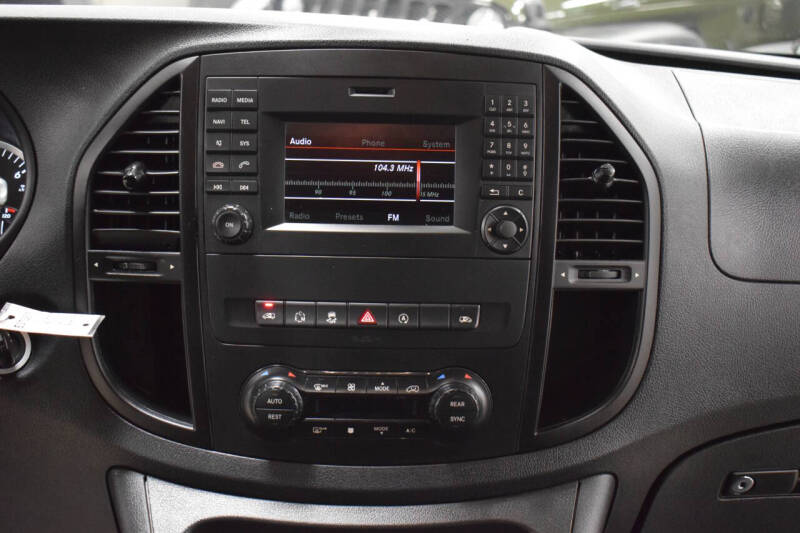 2019 Mercedes-Benz Metris Passenger