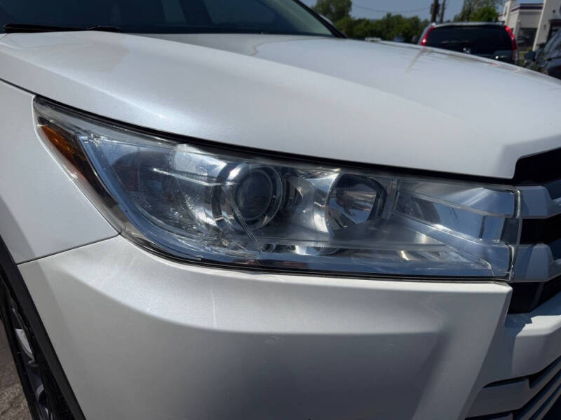 2017 Toyota Highlander XLE