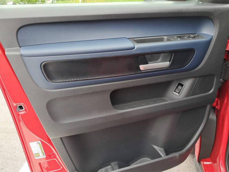 2025 Volkswagen ID. Buzz Pro S