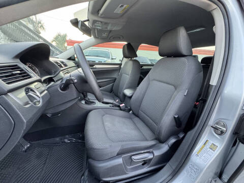 2012 Volkswagen Passat S