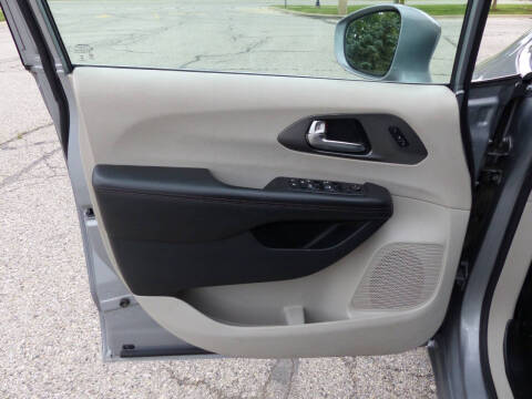 2020 Chrysler Pacifica Touring L