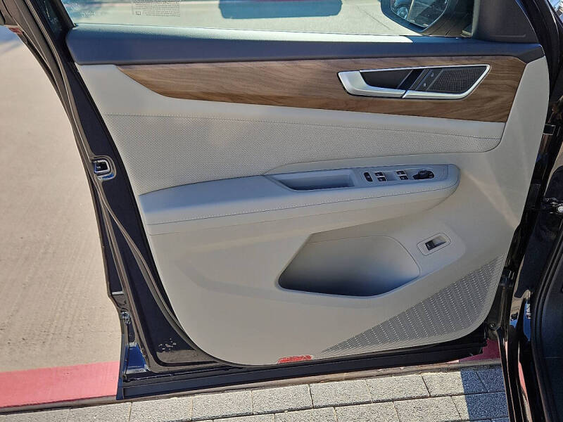 2026 Volkswagen Atlas SE