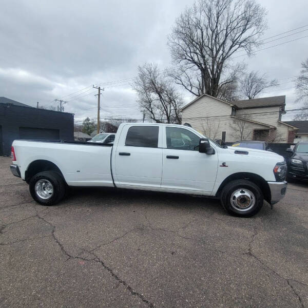 2024 RAM 3500 Tradesman