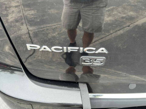 2020 Chrysler Pacifica Touring L 35th Anniversary