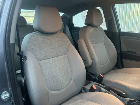 2016 Hyundai Accent SE