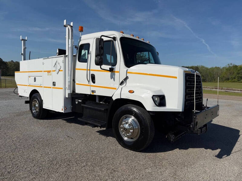 2014 Freightliner 108 SD