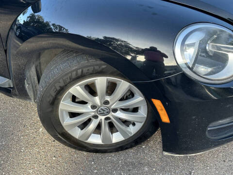 2015 Volkswagen Beetle 1.8T Entry PZEV