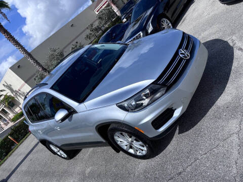 2015 Volkswagen Tiguan S