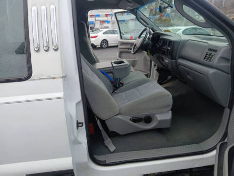 2003 Ford Excursion XLT