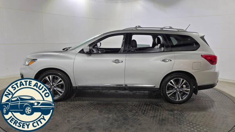 2017 Nissan Pathfinder Platinum