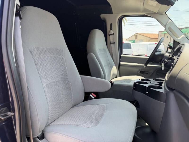 2006 Ford E-Series E-150