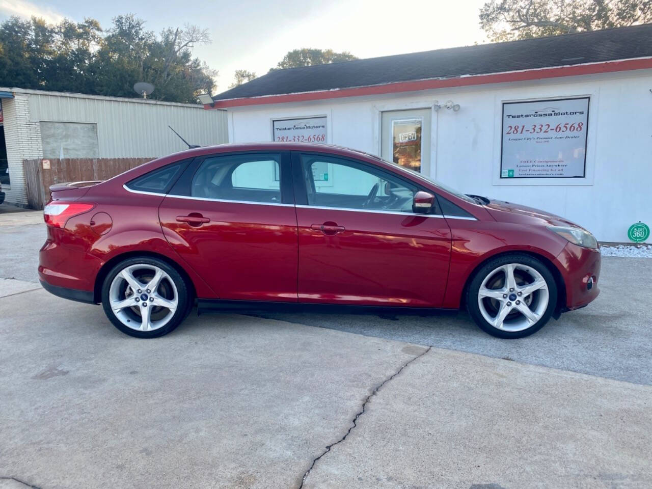 2013 Ford Focus for sale at Testarossa Motors in League City, TX