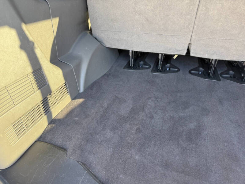 2023 Chevrolet Express LS 3500