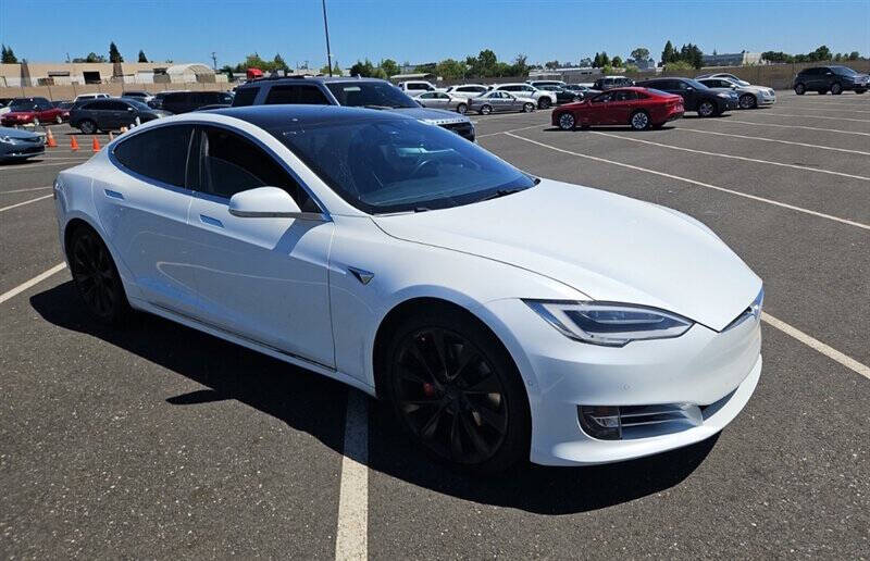 2020 Tesla Model S Performance