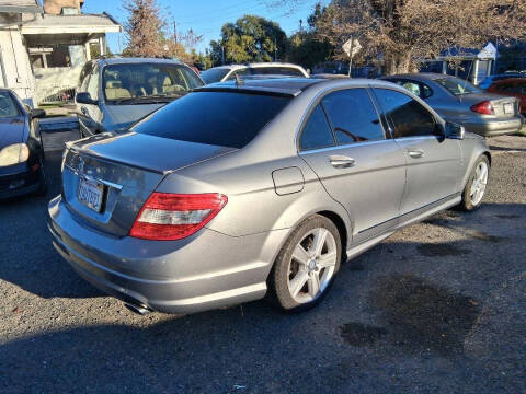 2011 Mercedes-Benz C-Class C 300 Luxury
