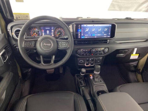 2026 Jeep Gladiator Sahara