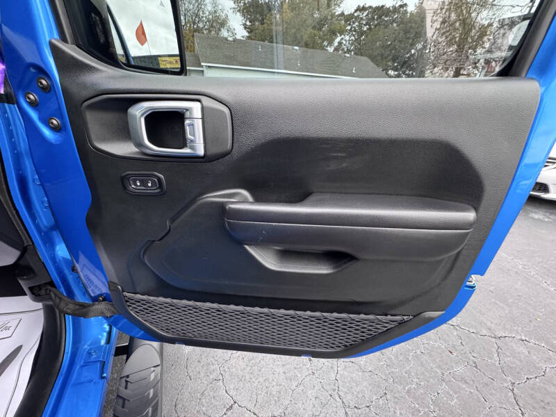 2021 Jeep Gladiator Sport S