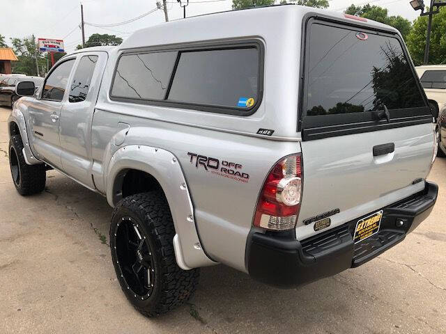 2010 Toyota Tacoma for sale at Extreme Auto Plaza in Des Moines, IA