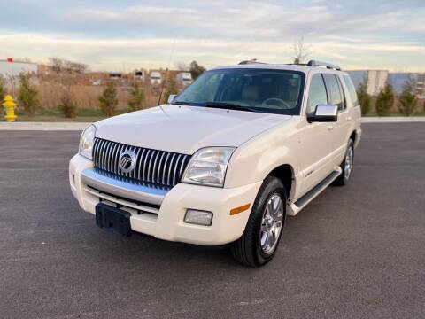 2007 Mercury Mountaineer for sale at Clutch Motors in Lake Bluff IL