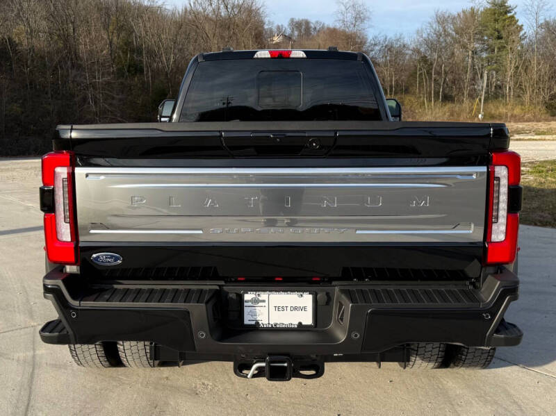 2026 Ford F-450 Super Duty Platinum