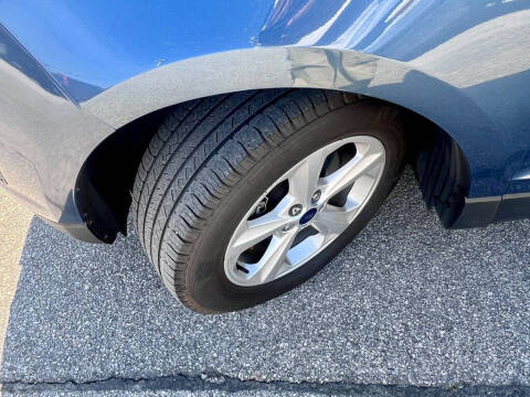 2018 Ford Edge SE