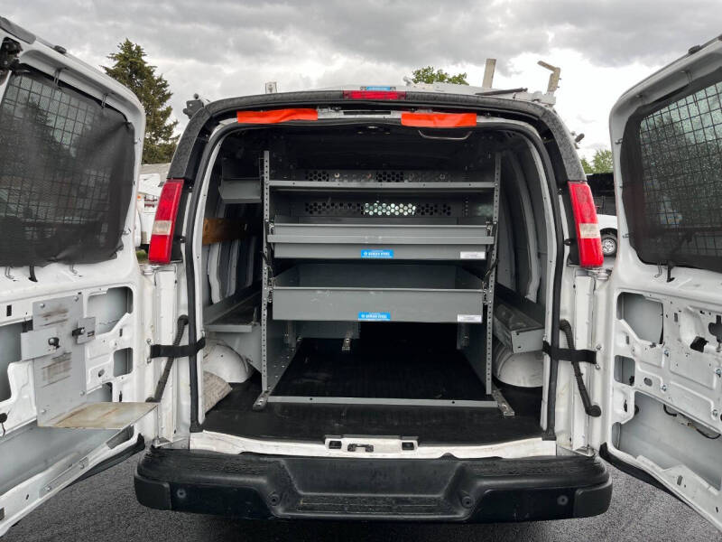 2018 Chevrolet Express 2500