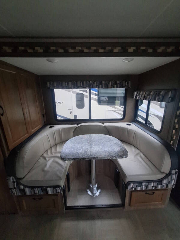 2017 Coachmen RV Prism 2200LE