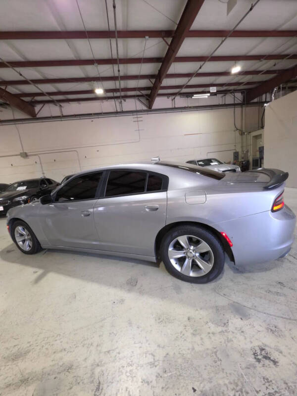 2016 Dodge Charger SXT