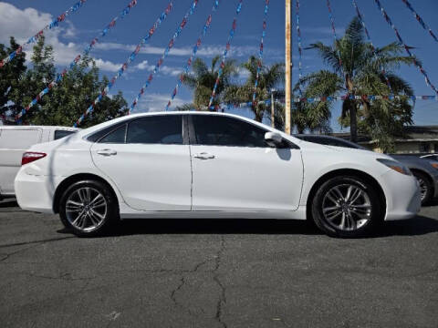 2016 Toyota Camry SE