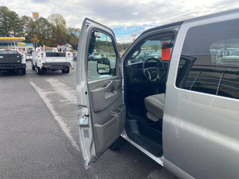 2017 Chevrolet Express LT 3500