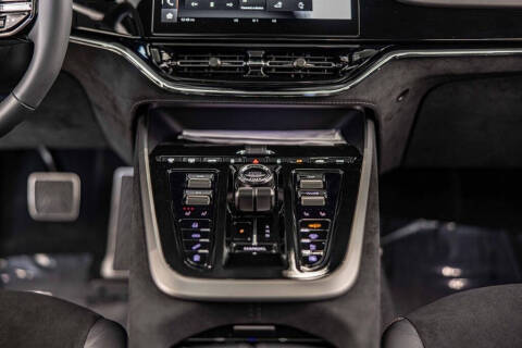 2026 Aston Martin DBX S