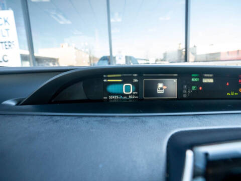 2020 Toyota Prius LE AWD-e