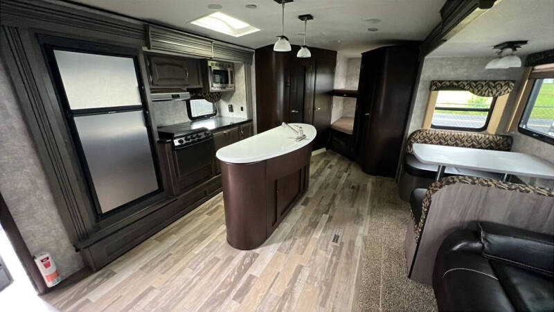 2016 Winnebago Ultralite