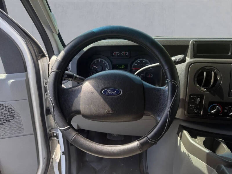 2012 Ford E-Series