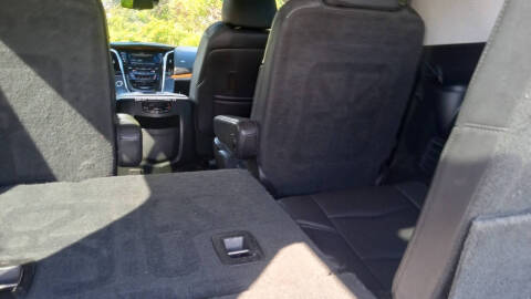 2019 Cadillac Escalade Luxury