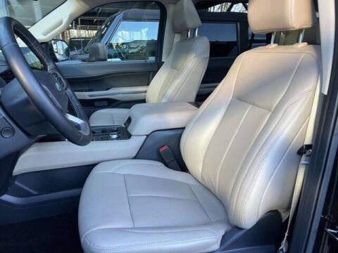 2022 Ford Expedition MAX XLT