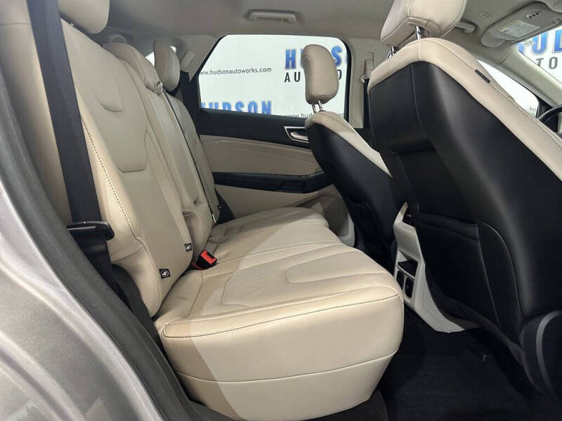 2020 Ford Edge Titanium