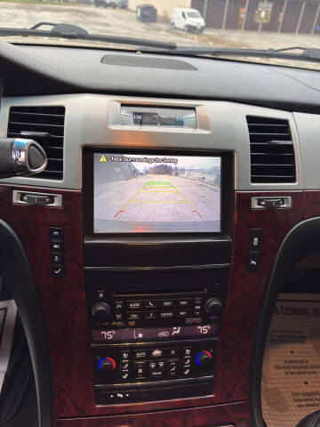 2014 Cadillac Escalade ESV Luxury