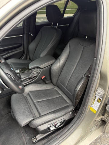 2017 BMW 3 Series 330i