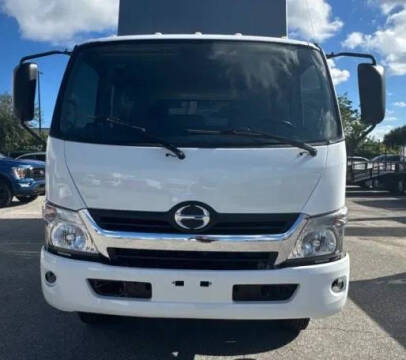 2019 Hino 195