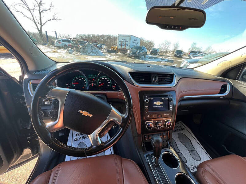 2017 Chevrolet Traverse LT