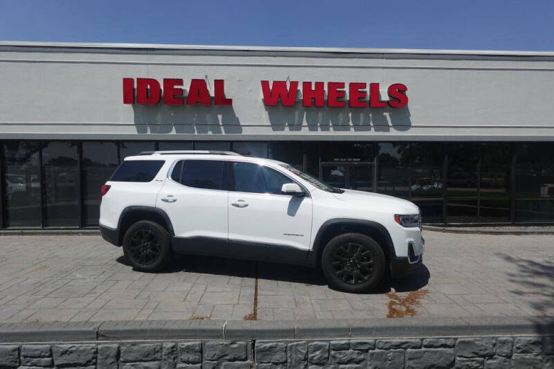 2023 GMC Acadia