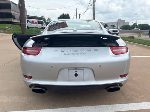 2015 Porsche 911 Carrera
