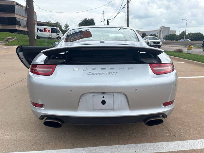 2015 Porsche 911 Carrera