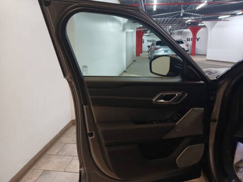 2022 Land Rover Range Rover Velar P250 R-Dynamic S