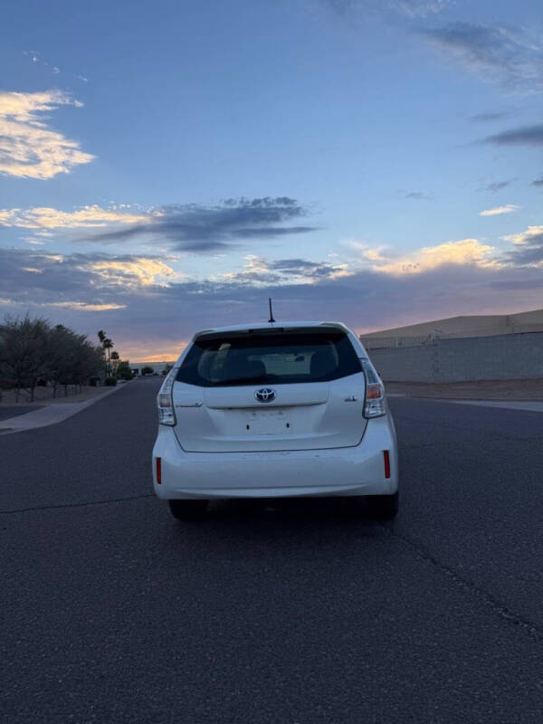 2014 Toyota Prius v